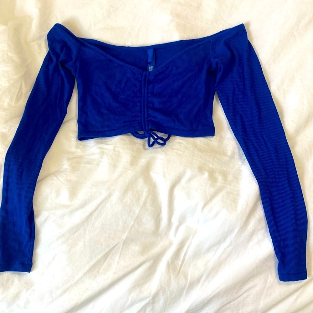 SKIMS SOFT LOUNGE RUCHED LONG SLEEVE CROP TOP COBALT BLUE SIZE SMALL